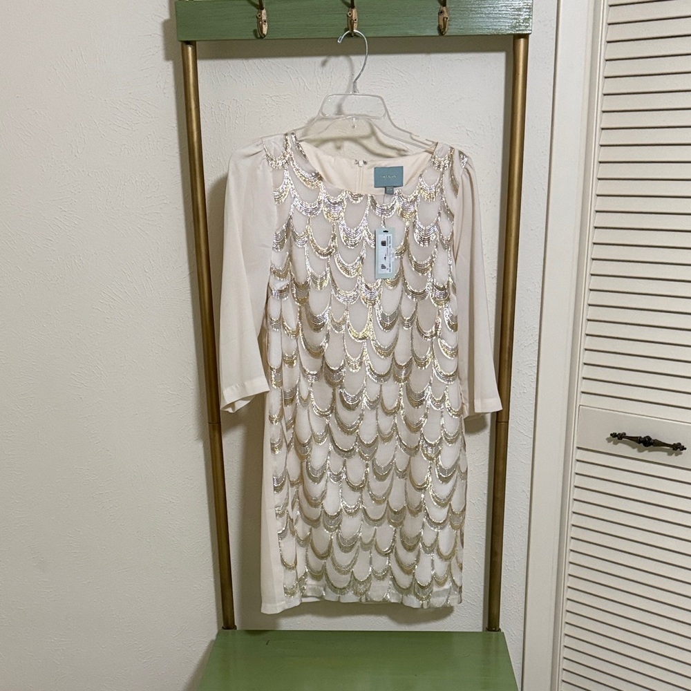 Skies Are Blue White and Gold 3/4 Sleeve Dress
